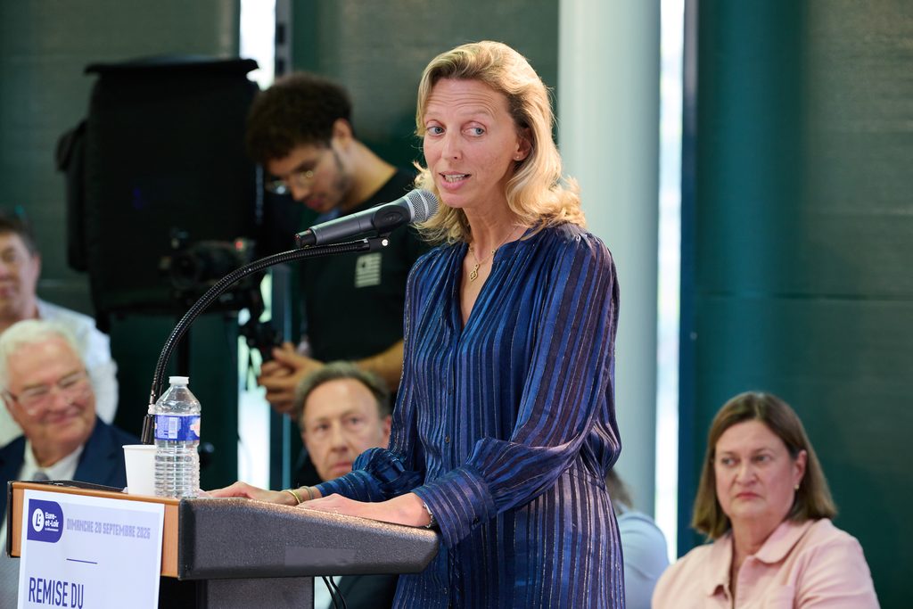 Amélie de Bourbon-Parme prononçant l'éloge du lauréat du prix Saint-Simoin 2026